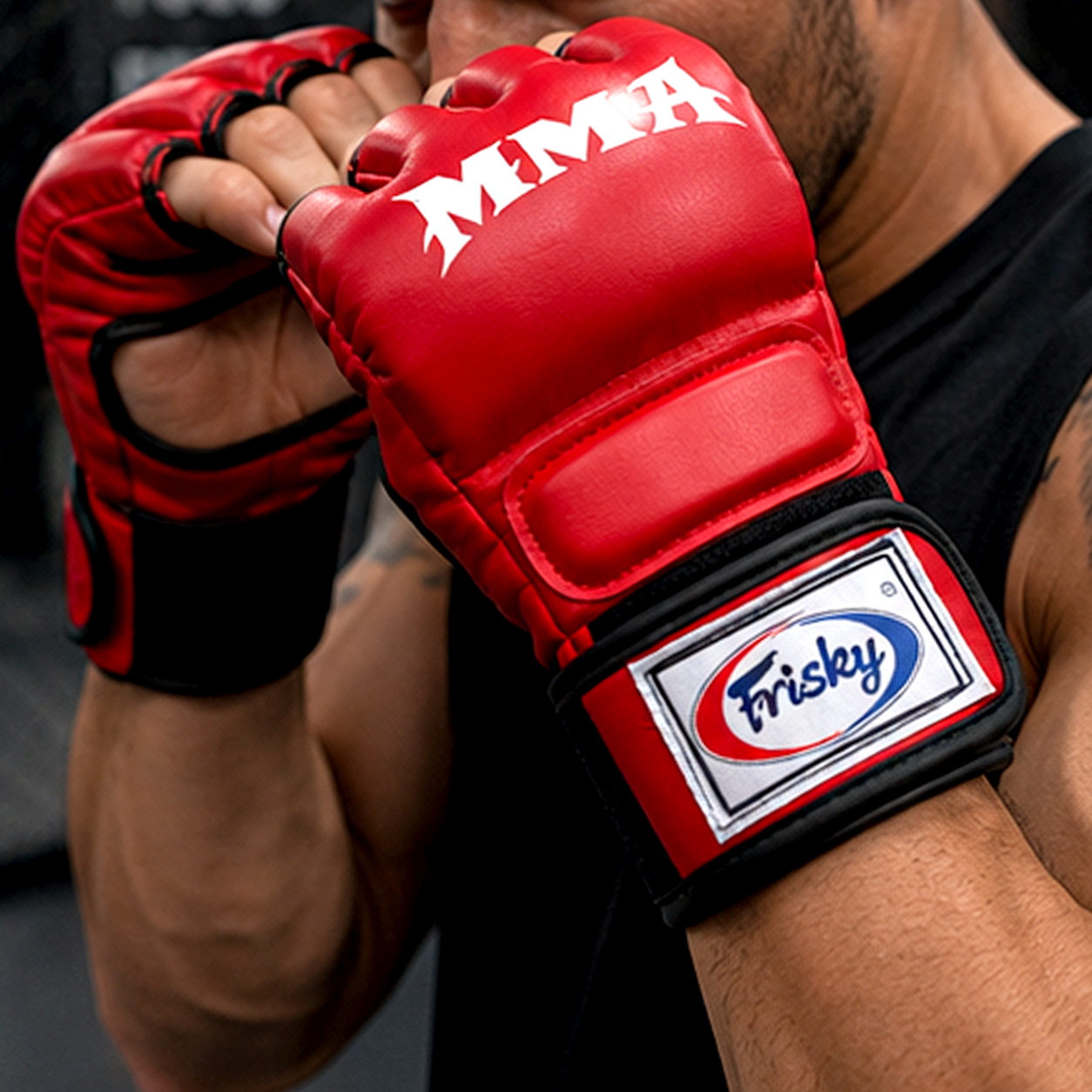 Luvas de Treino MMA Vermelhas – Luvas de Grappling e Sparring com Dedos Abertos (AYD275-9)