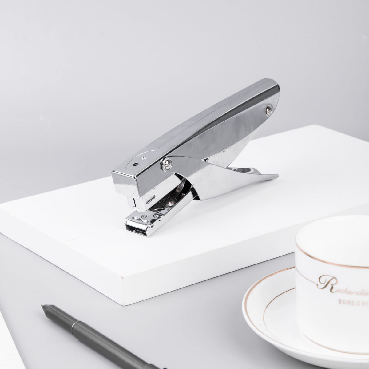 Deli Plier Stapler E0346S