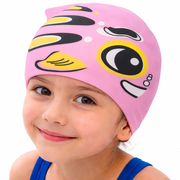 Touca de Natação em Silicone para Crianças – Design de Peixe Rosa (Suave e Impermeável) (AYD273-49)