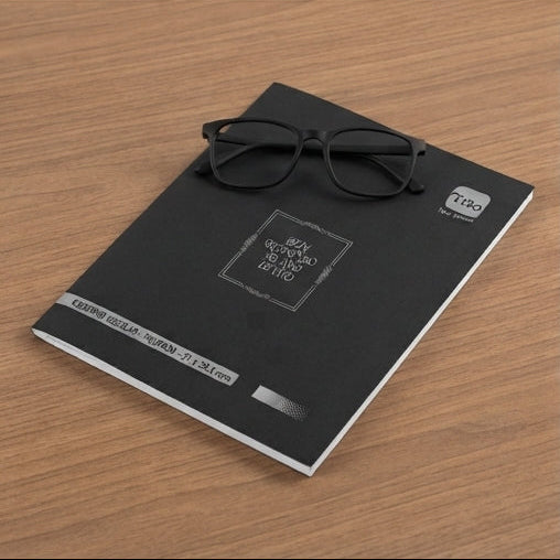 Caderno Escolar Pautado Trio 21x28.5cm: Sofisticação e Estilo para o Ano Letivo