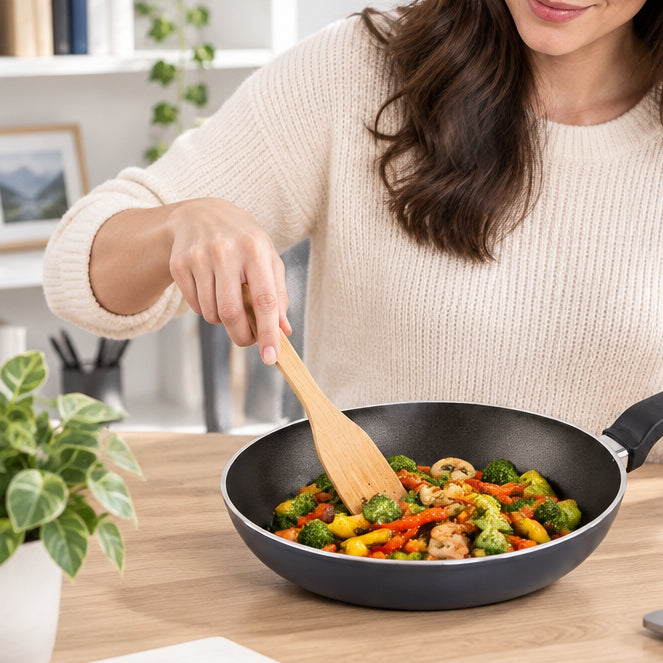 Frigideira HotChef, 24 cm: O Equilíbrio Perfeito para as Suas Receitas Diárias - (AYD254-3)
