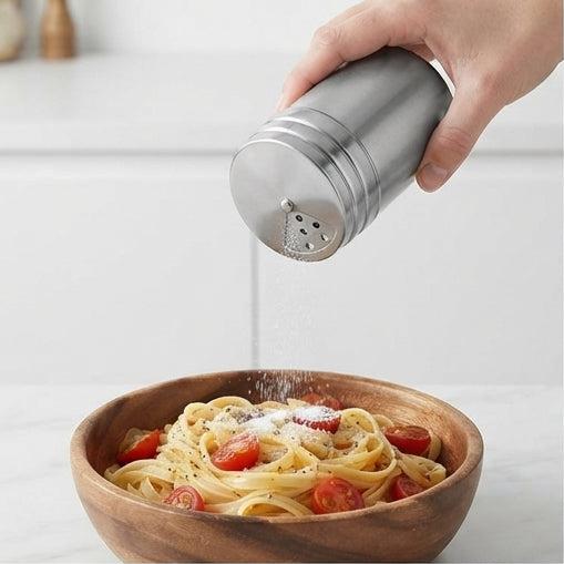 Praticidade e Elegância: Saleiro Metálico com Vedação e Fluxo Preciso - (AYD63-23)