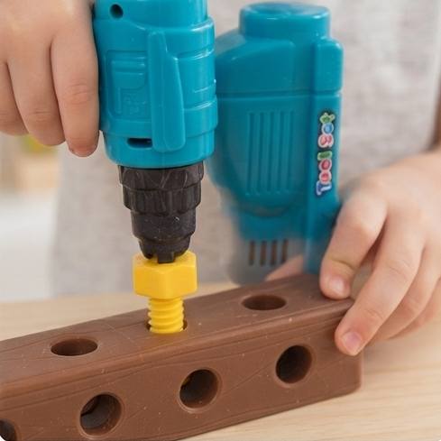 My First Engineering Kit: Tools, Fun, and Creativity - (AYC176-35)