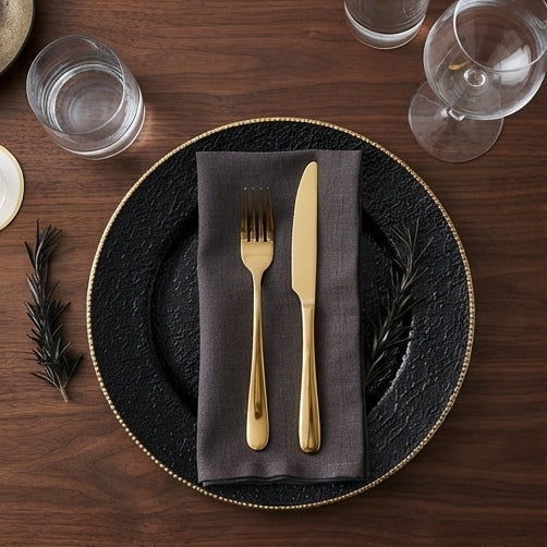 Prato de Apresentação Preto Texturizado 26cm com Borda Dourada: Sofisticação e Luxo para a Sua Mesa Posta - (AYD245-123)
