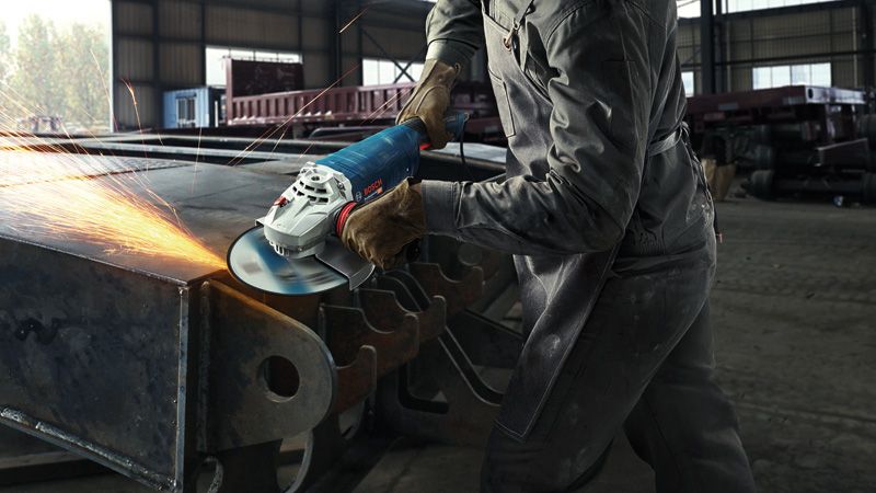 Bosch Professional PRO GWS 24-230 Angle Grinder