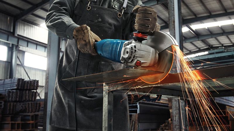 Bosch Professional PRO GWS 24-230 Angle Grinder