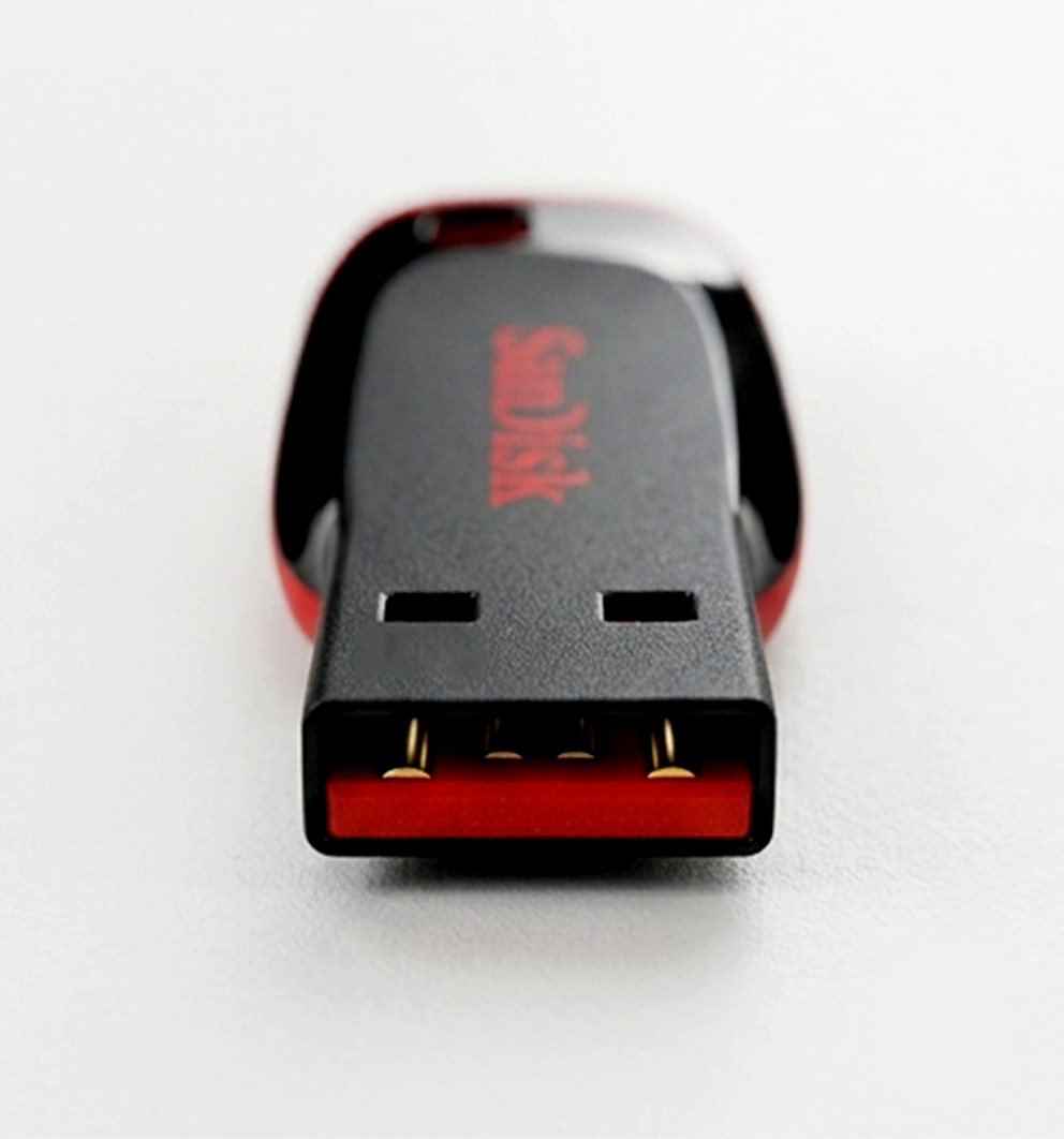 Pen Drive SanDisk Cruzer Blade USB 2.0 Preto