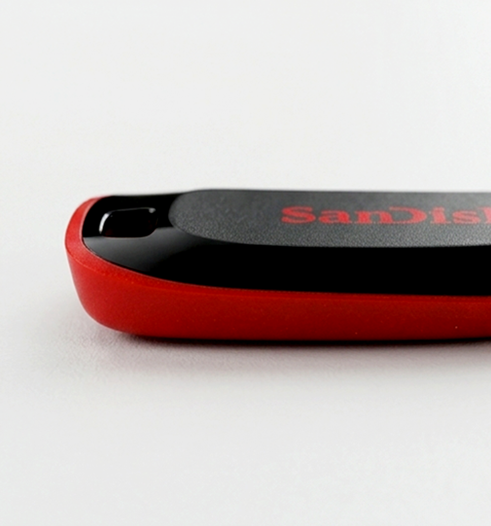 Pen Drive SanDisk Cruzer Blade USB 2.0 Preto